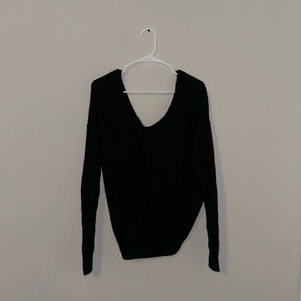 twist back sweater